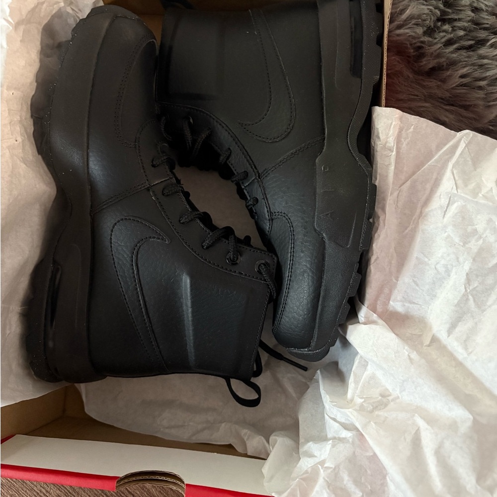 Nike Boots 🥾